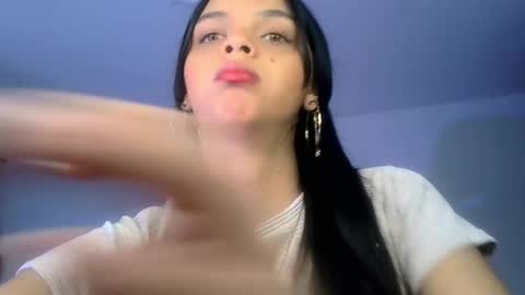 mia lucy 21 online show from 06/08/26, 08:58
