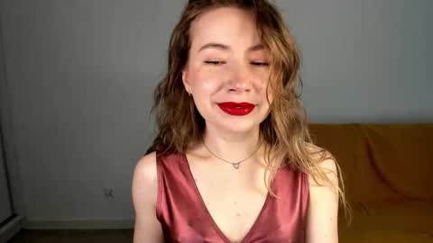 Mia online show from 05/31/26, 01:29
