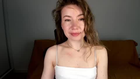 Mia online show from 06/09/26, 06:25
