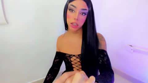 Mia3 online show from 11/01/25, 12:23