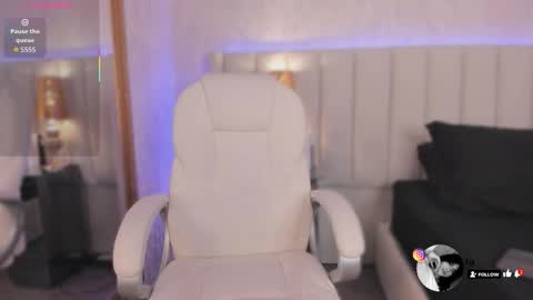    online show from 09/30/25, 11:37