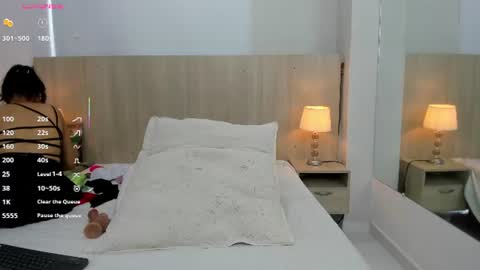 Mia Mercier online show from 06/21/26, 11:35
