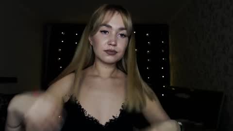 Mia online show from 02/24/25, 01:21