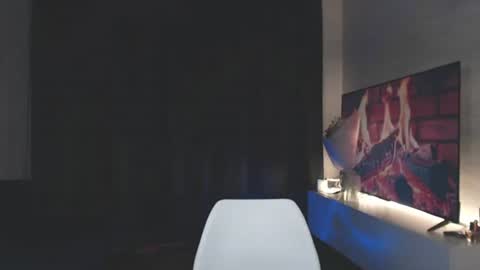 Mia online show from 07/11/26, 03:37