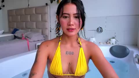 mia_miel69 online show from 06/20/26, 05:38