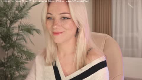 mia_milagros online show from 11/24/25, 12:10