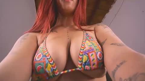 mia independent model online show from 06/25/26, 03:27