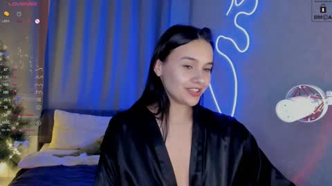 Snapshot of mia_mit chatting on 01/10/25, 02:45 Mia online show from 01/10/25, 02:45