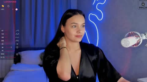 Snapshot of mia_mit chatting on 01/27/25, 11:32 Mia online show from 01/27/25, 11:32