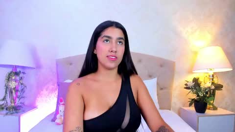 mia montess online show from 05/06/26, 01:38