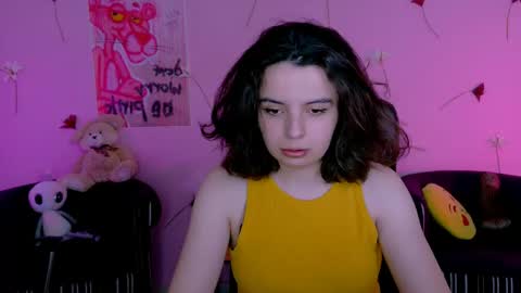 mia_mooon_ online show from 06/02/26, 08:16