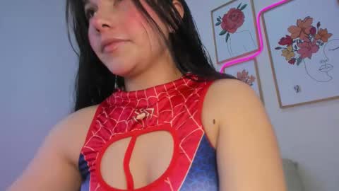 Snapshot of mia_moralez chatting on 11/19/25, 11:10 MIA online show from 11/19/25, 11:10