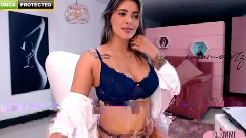 Mia online show from 05/12/26, 09:01