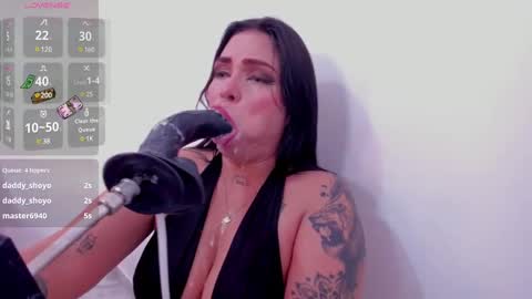 mia novoa online show from 03/05/25, 09:04