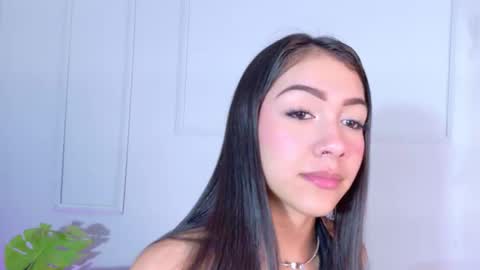 mia_oconner online show from 09/22/25, 08:33