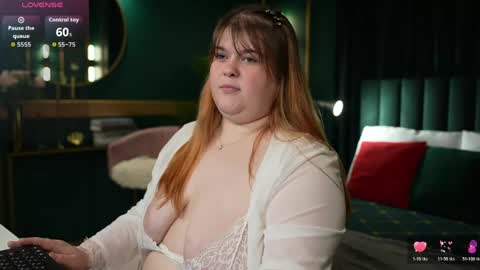 Sweet Mia online show from 05/24/26, 05:51
