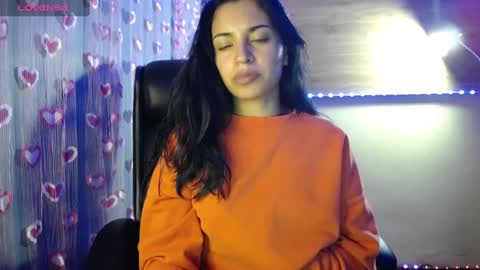 Snapshot of mia_petitebaby chatting on 02/05/25, 02:40 Ma online show from 02/05/25, 02:40