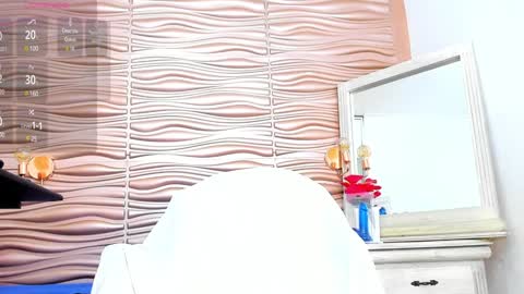 Mariana online show from 01/16/25, 04:07