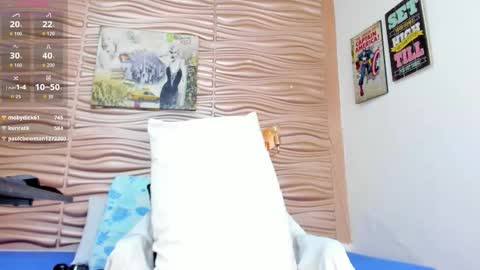 Snapshot of mia_pineda chatting on 01/13/26, 10:48 Mariana online show from 01/13/26, 10:48