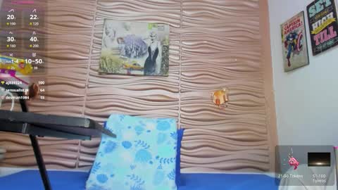 Snapshot of mia_pineda chatting on 01/17/26, 06:55 Mariana online show from 01/17/26, 06:55