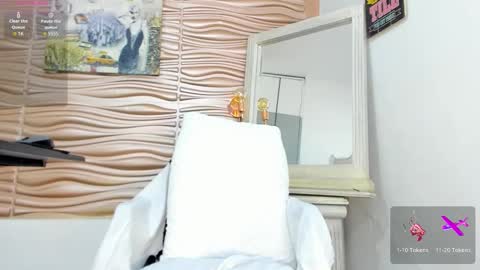 Snapshot of mia_pineda chatting on 03/14/26, 07:08 Mariana online show from 03/14/26, 07:08