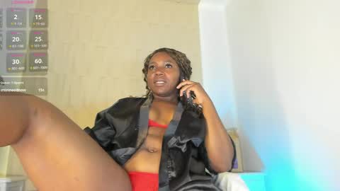 Snapshot of mia_pineda chatting on 06/08/26, 05:57 Mariana online show from 06/08/26, 05:57