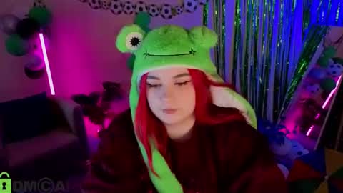 Mia online show from 06/27/26, 01:10