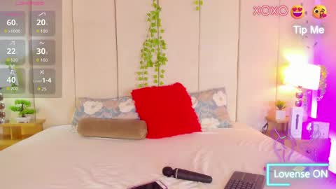 Snapshot of mia_rousse25 chatting on 04/24/26, 02:47 mia rousse25 online show from 04/24/26, 02:47