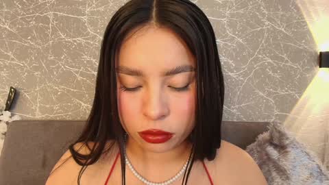 Mia Roux online show from 02/07/25, 09:58