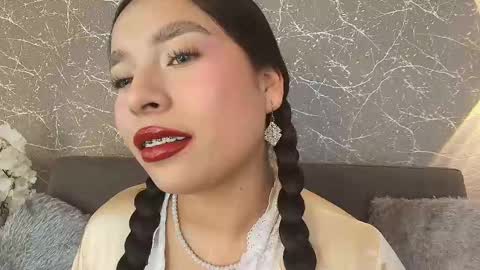 Mia Roux online show from 03/01/25, 10:10