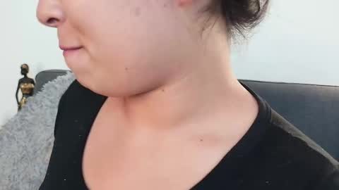 Mia Roux online show from 09/25/25, 07:39