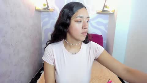 Mia . online show from 05/22/26, 01:06