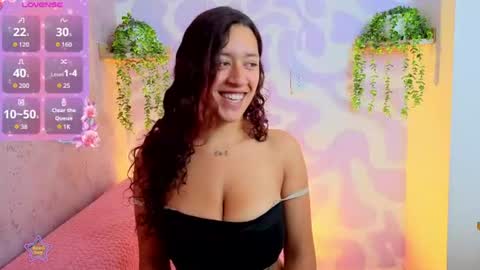 Mia . online show from 06/24/26, 02:05