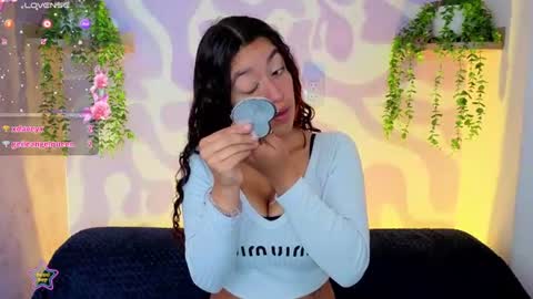 Mia . online show from 07/14/26, 01:39