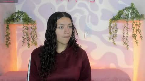 Mia . online show from 07/27/26, 12:34