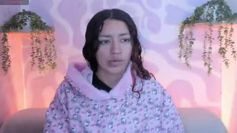 Mia . online show from 07/28/26, 12:34