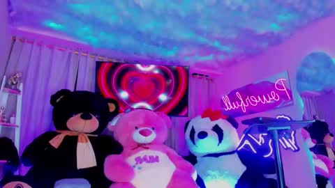 mia_sexy_33 online show from 02/04/26, 08:14