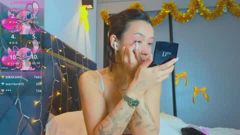 Mia online show from 01/06/25, 12:24