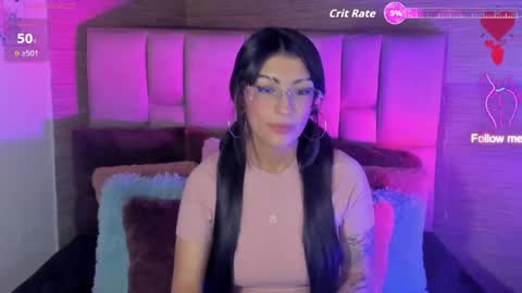 Mia online show from 05/10/26, 02:39