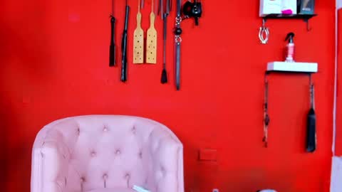 Mia sophiia online show from 12/10/24, 07:37