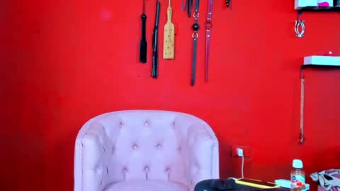 Mia sophiia online show from 12/15/24, 05:45