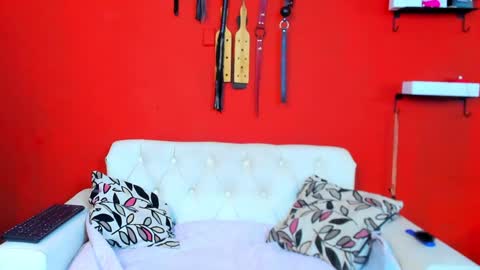 Mia sophiia online show from 01/09/25, 01:50