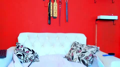 Mia sophiia online show from 01/09/25, 04:52