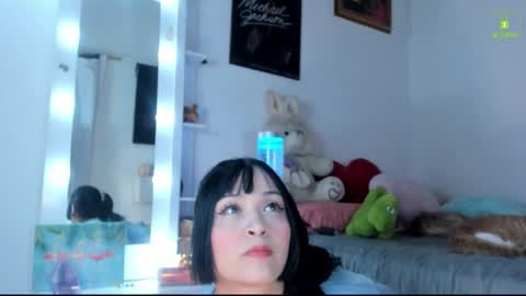 Mia  online show from 11/15/25, 03:59