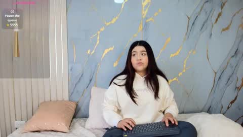 MIA  SUN  online show from 10/22/25, 11:54