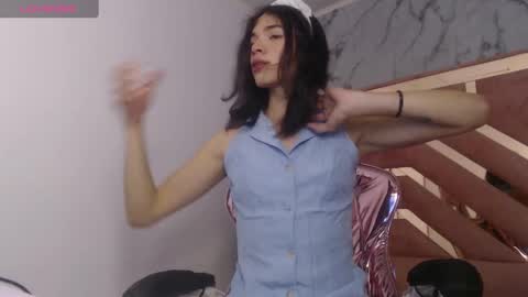 mia_swift_ch online show from 09/21/25, 04:03