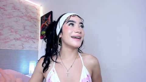 Snapshot of mia_velveet chatting on 04/18/26, 07:07 mia_velveet online show from 04/18/26, 07:07