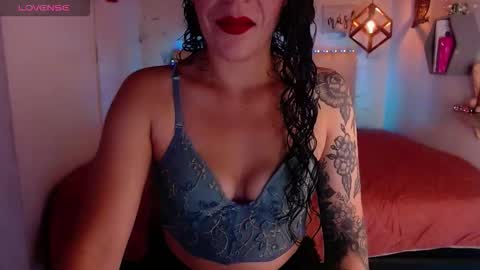 MIA  online show from 12/22/25, 03:31