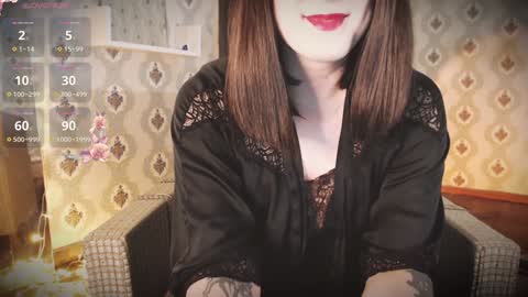 mia_wallase online show from 12/19/24, 05:08