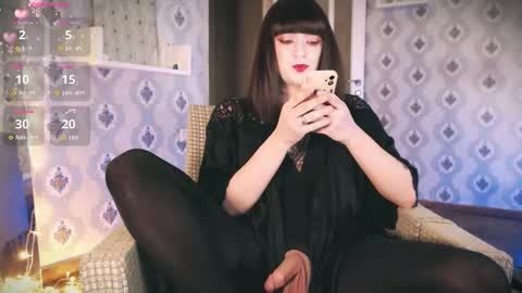 Snapshot of mia_wallase chatting on 02/15/26, 04:31 mia_wallase online show from 02/15/26, 04:31